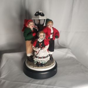 Vintage Christma Carolers table lights and music decoration